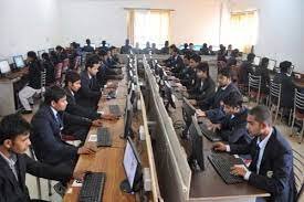 Computer Center of Himalayan Institute of Technology and Management Lucknow in Lucknow