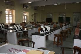 Laboratory of Sawai Man Singh Medical College Jaipur in Jaipur