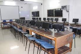 Computer lab Mahant Laxminarayan Das College, Raipur