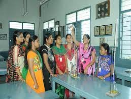 Practical Class of Jagarlamudi Kuppuswamy Chowdary College, Guntur in Guntur