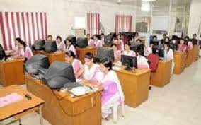 computer lab Maharani Laxmi Bai Government College of Excellence (MLB, Gwalior) in Gwalior