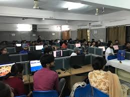 Computer Lab  Sri Guru Tegh Bahadur Institute of Management And Information Technology - [SGTBIM&IT], New Delhi