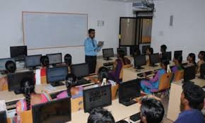 Computer Lab for Adhiparasakthi College of Engineering Arcot (APCE), Vellore in Vellore