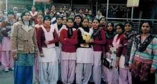 Group photo Sri Ramdevi Ramdayal Tripathi Mahila Polytechnic (SRRTMP, Kanpur) in Kanpur 