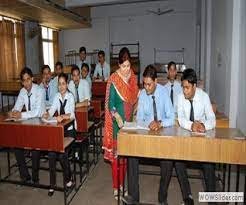 Class Room of Saroj Institute of Technology & Management Lucknow in Lucknow