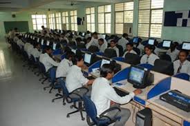 Computer lab Institute of Technology and Management in Meerut