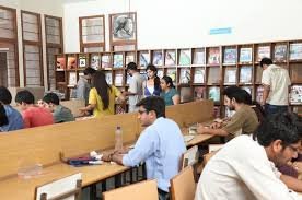 Library Dr. Akhilesh Das Gupta Institute of Technology & Management in New Delhi