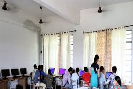 Computer Lab Bhagwan Parshu Ram College in Kurukshetra