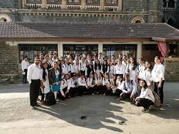 Group photo DES Shri. Navalmal Firodia Law College in Pune
