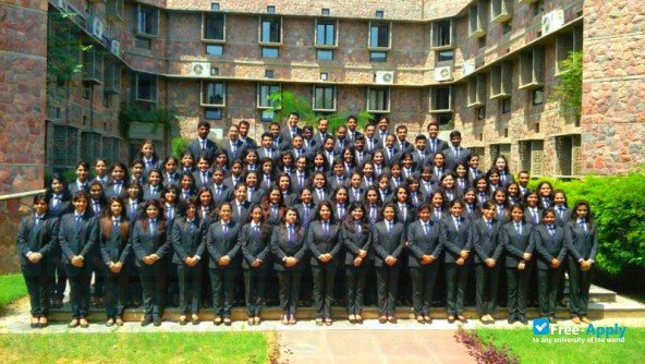 Students Group photo IIHMR University in Jaipur