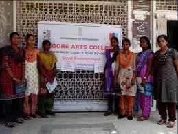 Group photo Tagore Art College (TAC, Pondicherry) in Pondicherry