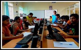 Computer lab Government First Grade College Vijayanagar, Bangalore