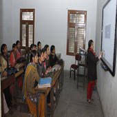 Classroom Hindu Girls College Jagadhari in Yamunanagar