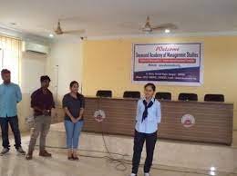 Program Dayanand Academy of Management Studies (DAMS) in Kanpur 