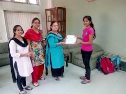 Certificate Distribution SNDT Women's University in Mumbai City