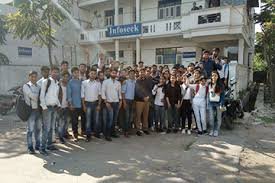 Group photo Babu Banarsi Das Institute of Technology in Ghaziabad
