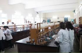 Laboratory of Hindu College, Machilipatnam in Krishna	