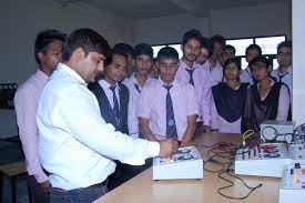 Practical lab Maa Saraswati Institute of Engineering and Technology in Rohtak