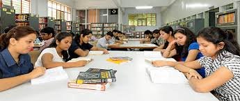 Library Ajay Kumar Garg Engineering College (AKGEC)  in Ghaziabad