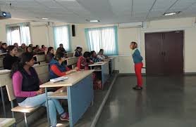 Classroom Shaheed Rajguru College of Sciences for Woman New delhi