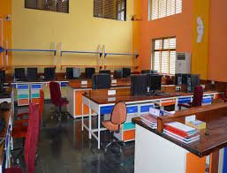 Computer Lab for Pillai Hoc College of Engineering and Technology - (PHCET, Panvel,Navi Mumbai) in Navi Mumbai