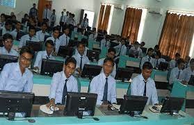 Computer Lab Pandit Dev Prabhakar Shastri College Of Technology - (PDPSCT), Chhatarpur in Chhatarpur	