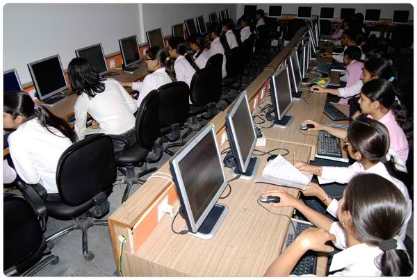 Computer Room for RN College of Engineering and Management- Rohtak in Rohtak