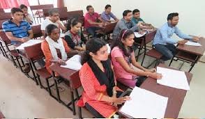 classroom Utkal University, Directorate of Distance and Continuing Education (DDCE, Bhubaneswar) in Bhubaneswar