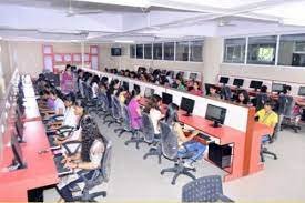 Computer Lab in New Horizon Institute of Technology and Management (NHITM, Thane)