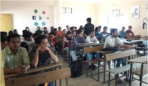 Class Room of Bhagwan Mahavir College of Management in Surat
