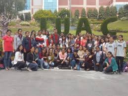 Studnets Group Photos Shaheed Rajguru College of Applied Sciences for Women ( SRCASW ) in New Delhi