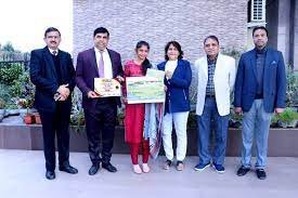 Certificated Distribution Photo Om Sterling Global University in Hisar	