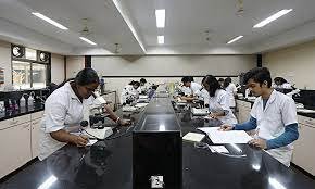 Laboratory of Shobhaben Pratapbhai Patel School Of Pharmacy & Technology Management, Mumbai in Mumbai 