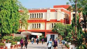 Campus  Sri Venkateswara College, Delhi(DU)
