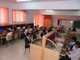 Computer Lab Sindhi Institute of Management, in Bengaluru