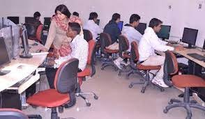 Computer lab IITM Group of Institutions in Sonipat