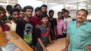 Studnets group Photos Kongu Engineering College in Erode	