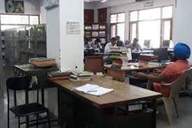Library Guru Gobind Singh Government College  in Jalandar