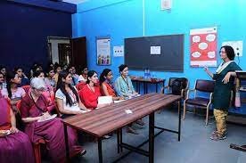 Bm Ruia Girls College , Mumbai Classroom