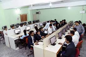 computer lab Bharatiya Vidya Bhavan Centre for Communication and Management (BVBCCM, Bhubaneswar) in Bhubaneswar
