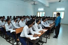 classroom Raajdhani Engineering College (REC, Bhubaneswar) in Bhubaneswar