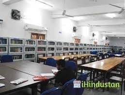 Library Indraprastha College for Women in Central Delhi	