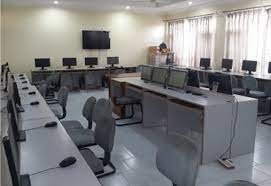 Computer Lab Guru Nanak College Sukhchainama  in Kapurthala	