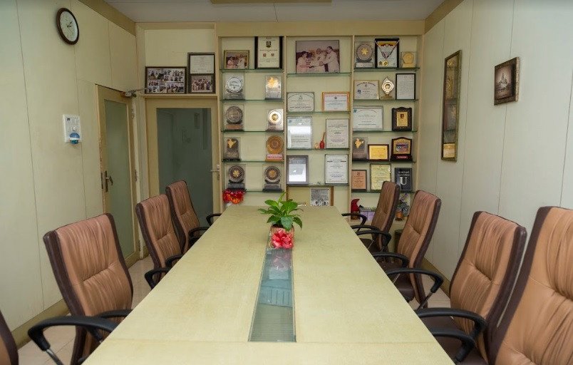 Conference Room of K. C. College of Engineering and Management Studies and Research (KCCEMSR, Thane)