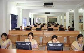 Computer lab V.S. Lakshmi Engineering College for Women (VS-LECW, Kakinada, East Godavari) in East Godavari	