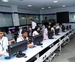 Computer LAb  Vidyalankar Polytechnic (VP, Mumbai) in Mumbai 