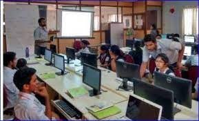 Computer Lab for Priyadarshini Engineering College (PEC), Vellore in Vellore