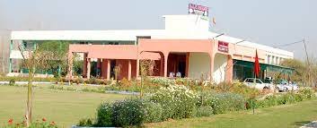 Campus D.A.V. College Sadhaura (YNR) in Yamunanagar