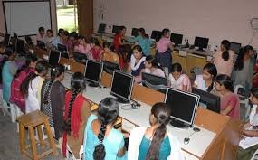 Computer Lab Kanya Mahavidyalaya Kharkhoda, in Sonipat