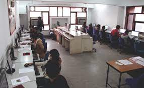 Computer lab  Apeejay Institute of Design (AID), New Delhi